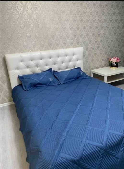 Продаю покрывал с наволочки