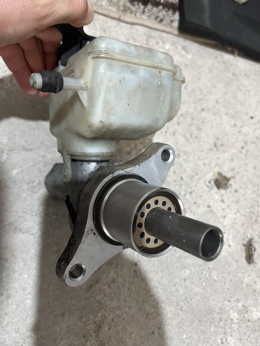 Хидравлична помпа Шкода Октавия