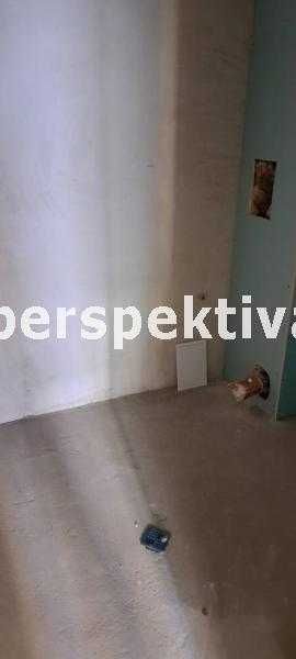 Продава се Тристаен апартамент в Пловдив, Христо Смирненски - 95 кв.м за 974 €/кв.м - Снимка #2