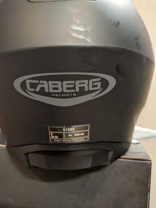 Чисто нова каска Caberg Stunt, размер S