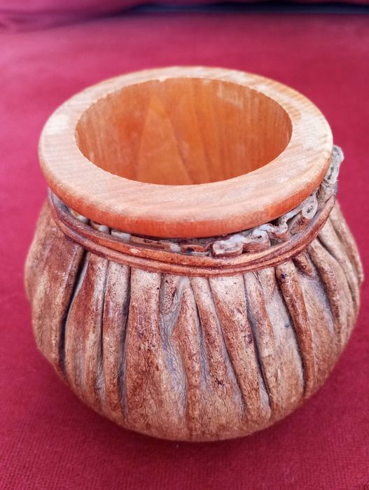 Винтидж ръчно изработена чаша шейкър за зарове от кожа и дърво
