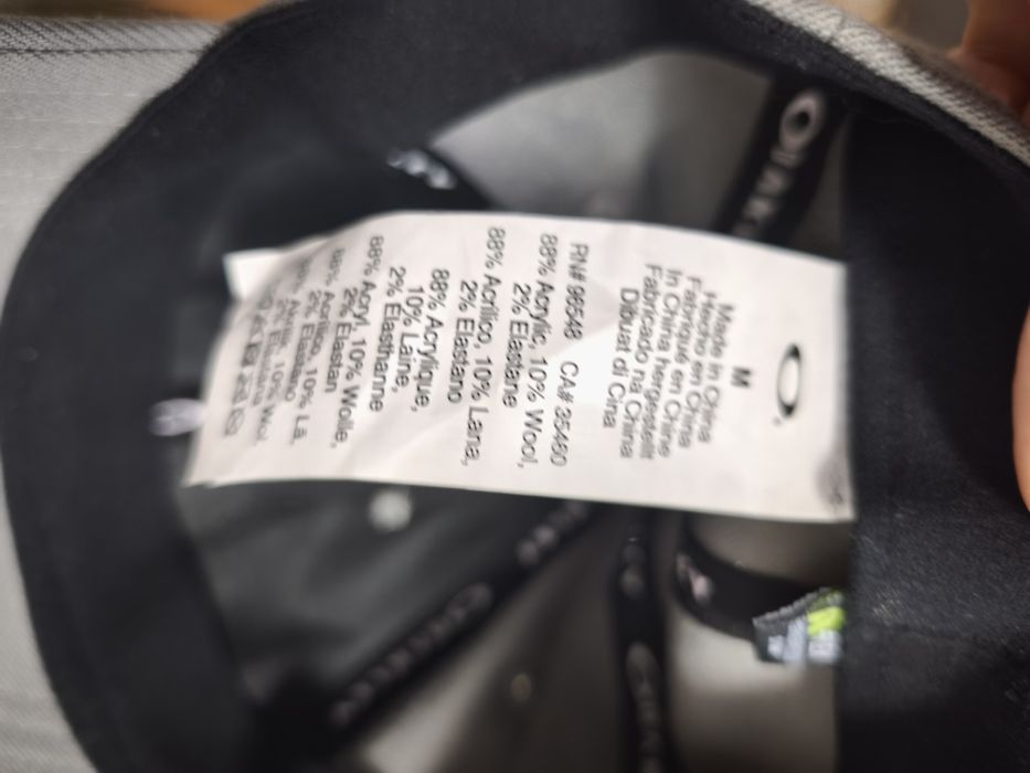 Oakley  baseball caps