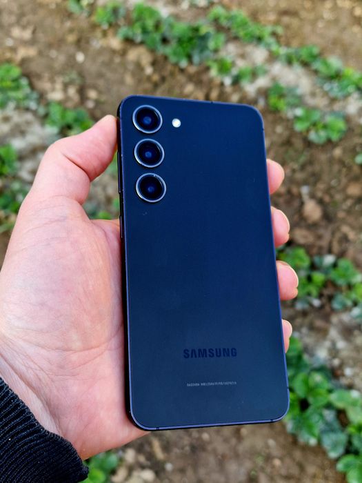 Samsung S23. 256 GB