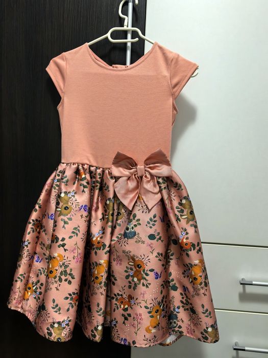 Vând rochiță H&M, vârsta 10 ani