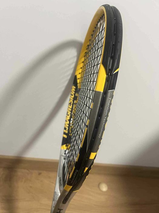 Тенис ракета Head