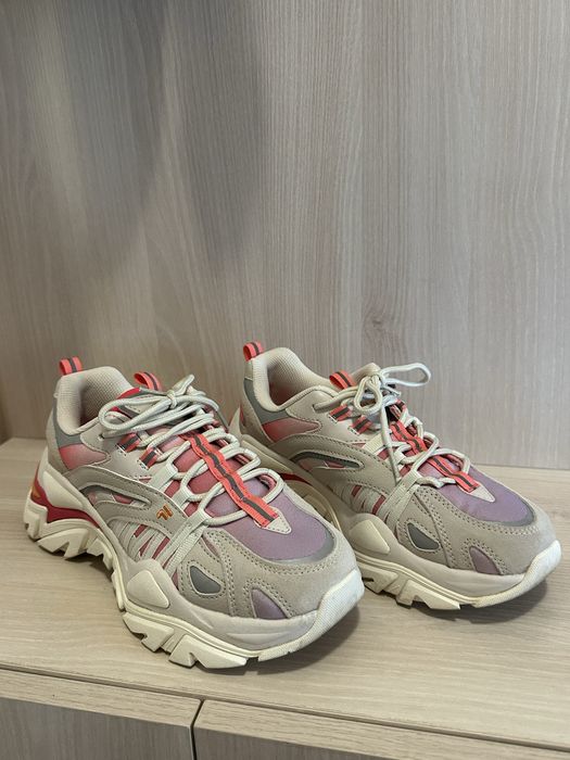 Маратонки FILA Electrove 38 номер