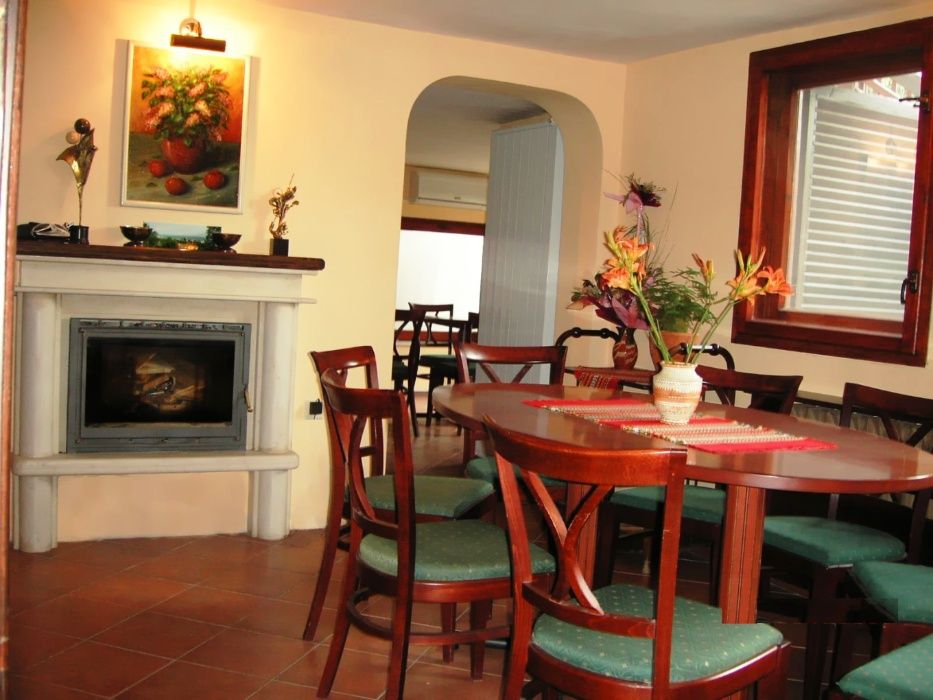 Зала под наем,механа за мероприятия,рождени дни,фирмени партита и др.