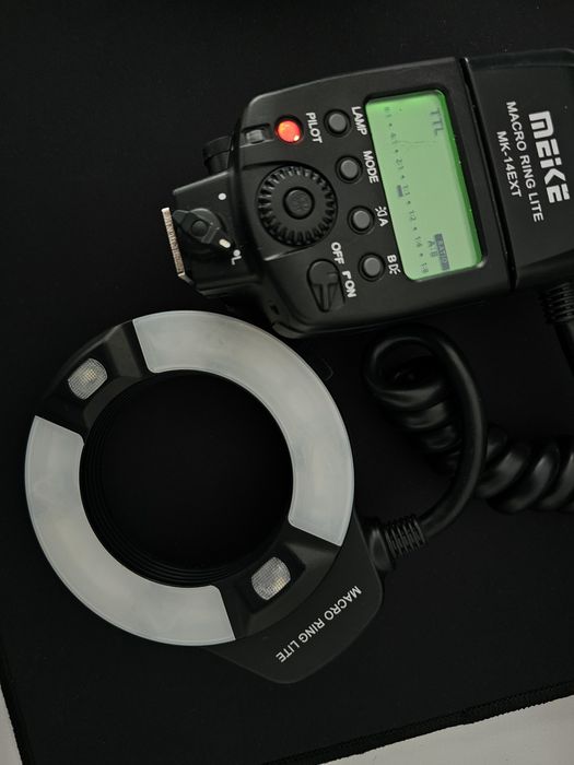 Blitz Macro Ring Meike MK-14EXT TTL pentru Nikon