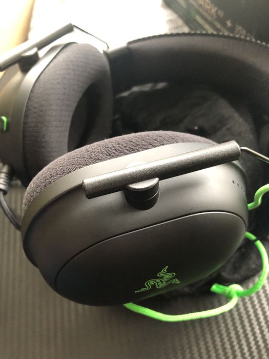 Геймърски слушалки Razer BlackShark V2 + USB Sound Card- Черни