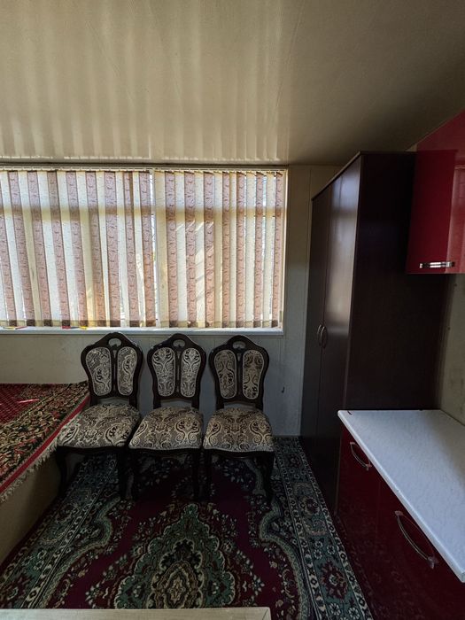 Срочно 1х 2,6 балкон Октяабирь сдаётся вдоль дароги