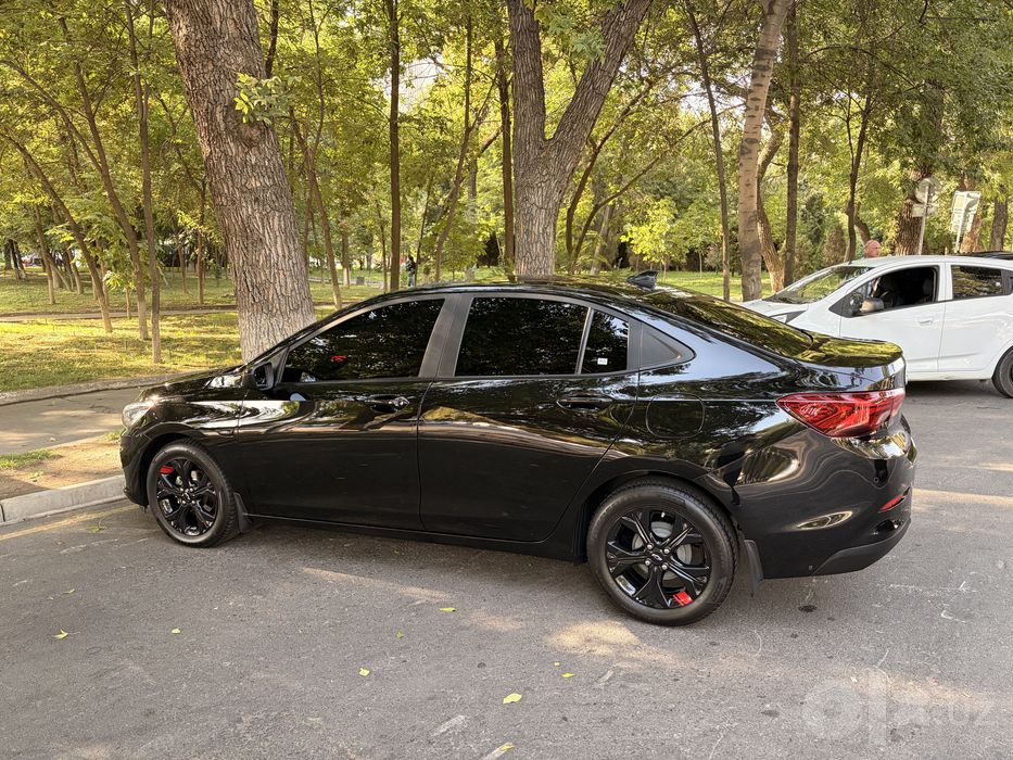 Onix red line фулл позиция, 2024 йил пробег 61000 км. Нархи 14000 $