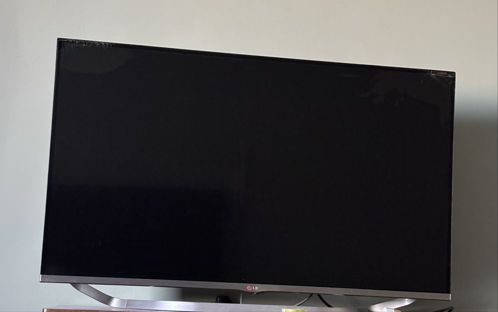 Смарт Телевизор LG на запчасти