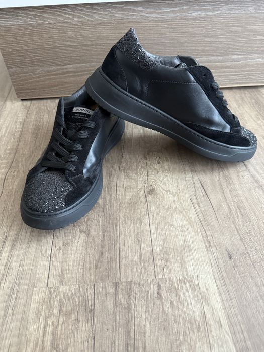 Нови маратонки Bianki