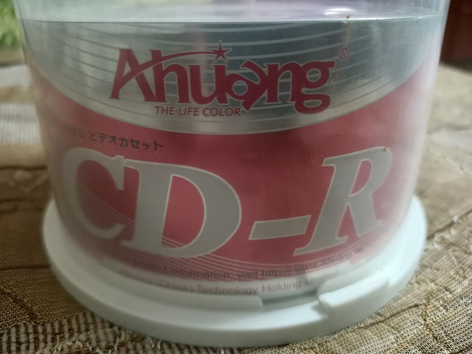 Продаются CD диски новые