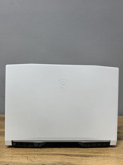 Мощный ноутбук MSI I7 11800h/rtx 3050TI 4g  /ssd 512/озу8 ddr4/экра 15