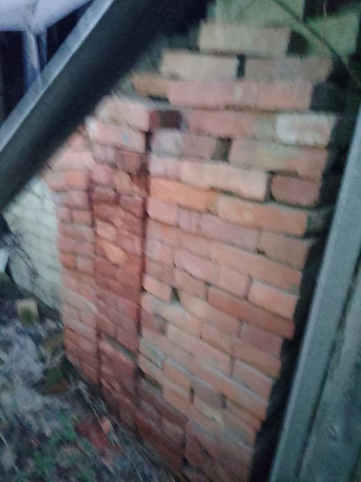 Отдам кирпичи бесплатно
