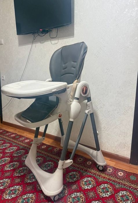 Стол для кормления