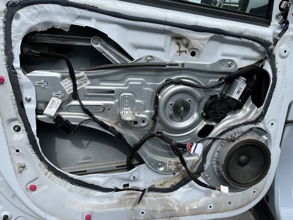 Usa portiera fata spate Kia Sportage SL 2015 Facelift Casa White WD