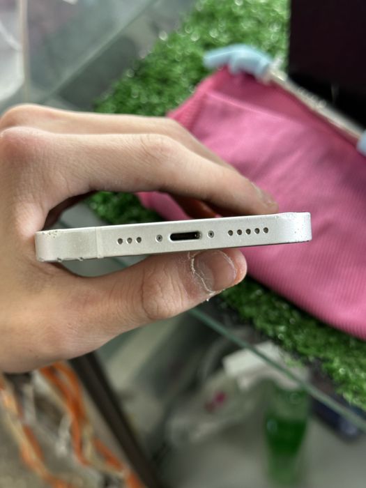 13 IPHONE 128 White