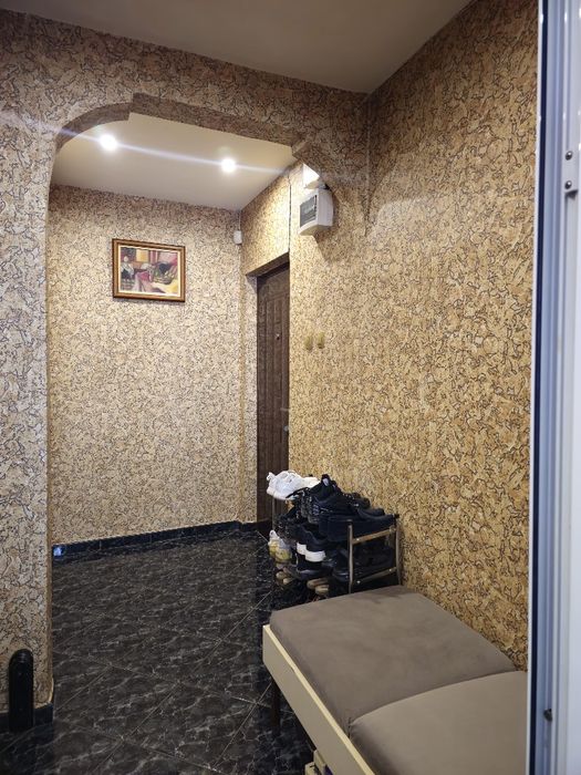 Продавам обзаведен апартамент в ж.к Тева гр. Перник