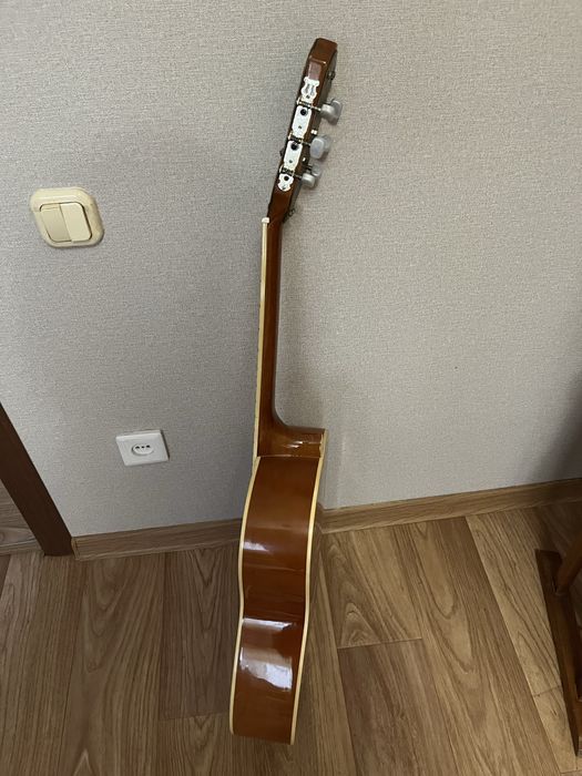 Классическая гитара Deviser. Срочно!