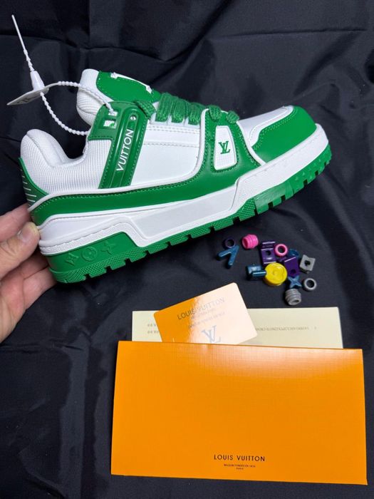 Louis vuitton  premium