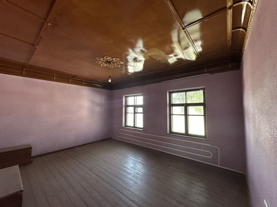 Хасанбой шахар тарафда 7 сотих ховли ер хисобида