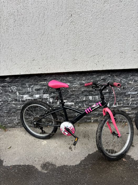 Bicicletă fete B’TWIN 20” – 6 viteze, stare bună