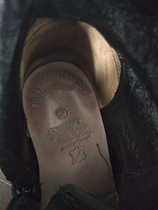 Ботуши с висок ток от колекцията METALLIC. New Rock