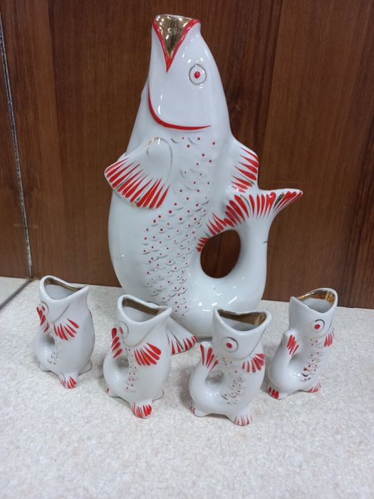 Продам фарфоровые рыбки СССР.