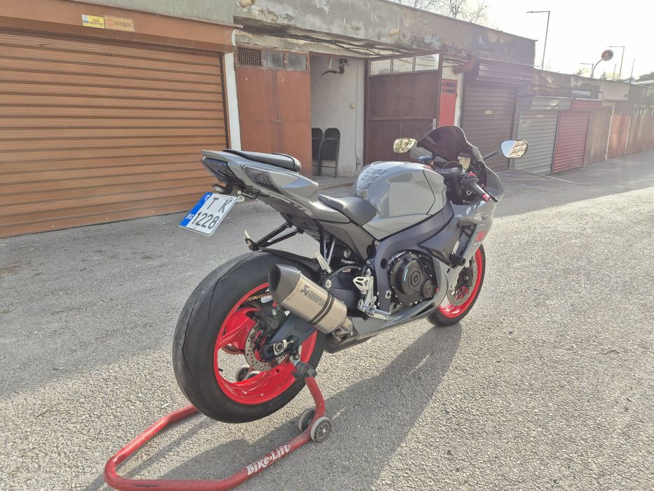 Suzuki gsxr 600 L1 2011