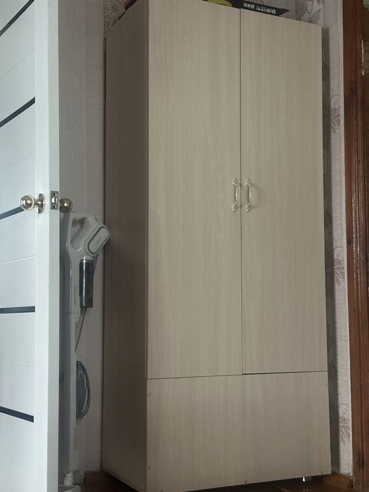 Срочна Срочна продам шкаф