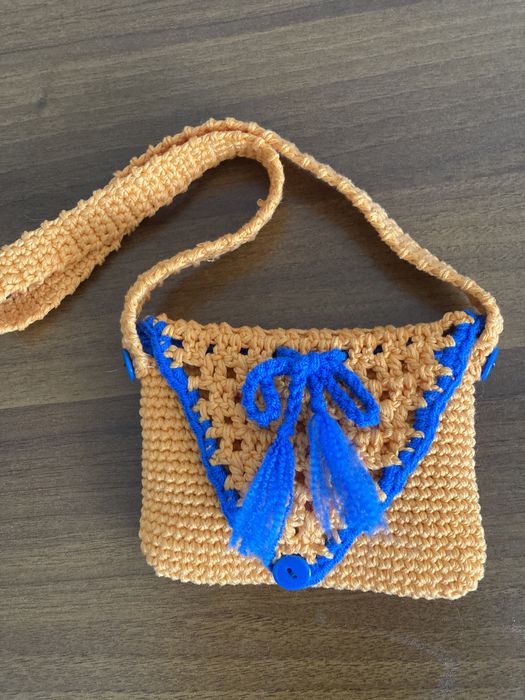 Детские вязаные сумочки