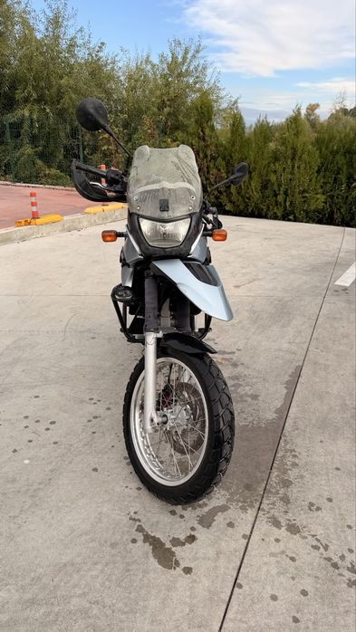 BMW F650GS 2004  dual spark – întreținută, echipată de drum lung