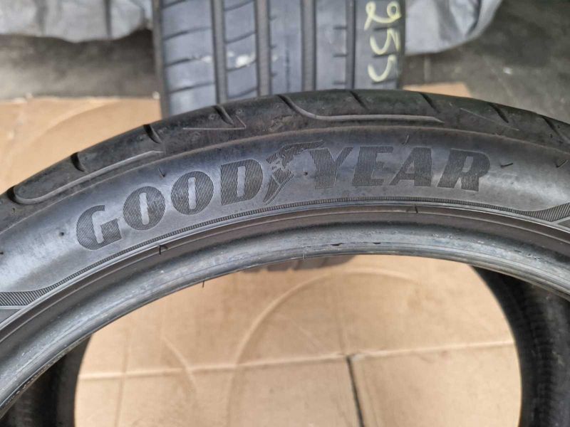 2 Goodyear R19 255/35 Anvelope de vară DOT0920
