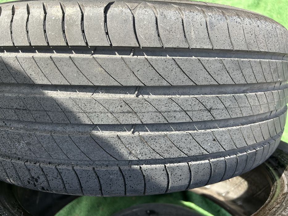 2 летни гуми michelin 215 55 18