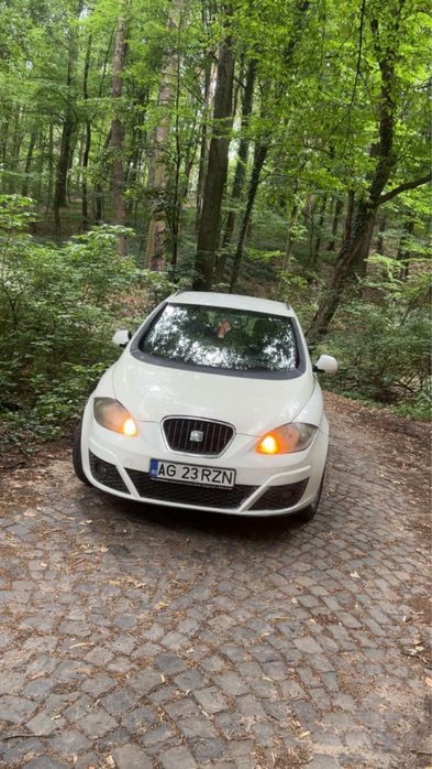 Vand  Seat Altea Xl sau schimb cu diferenta