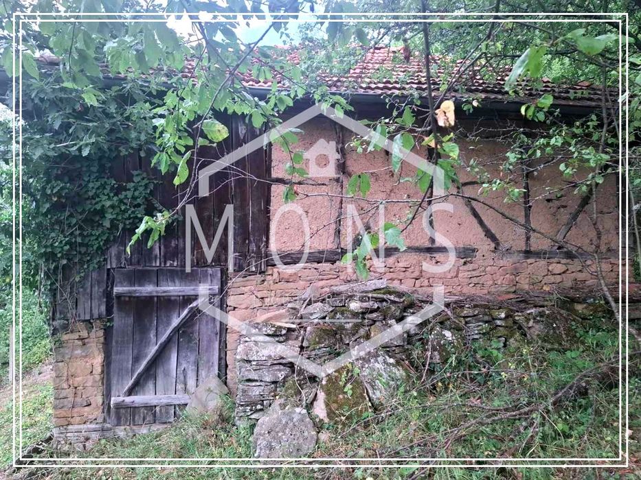 Къща в Габрово, област-с.Царева ливада площ 120 цена 27064