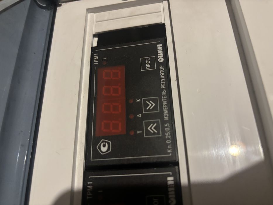 Измеритель-регулятор