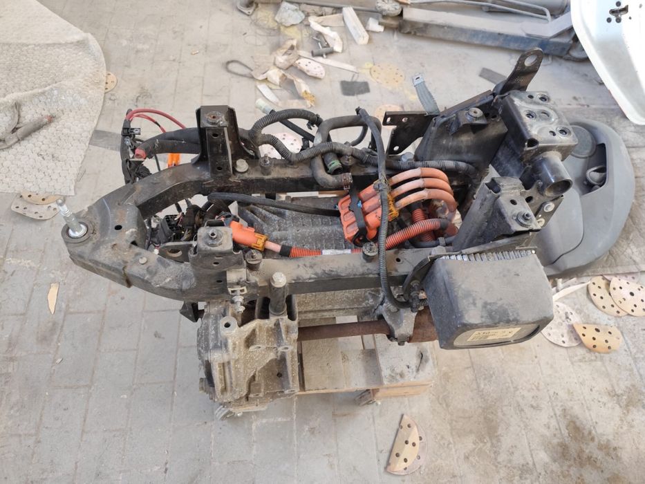 Dezmembrez Renault Zoe generatia 1 ( 2012-2019 )