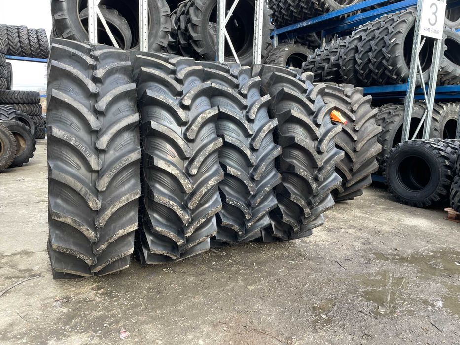 Anvelope noi 520/85R38 radiale pentru tractor FENDT spate marca OZKA