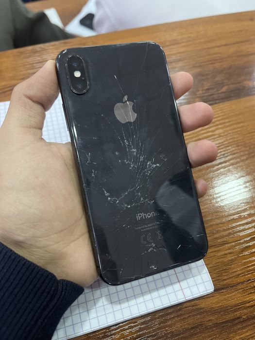 iPhone X 64 gb / 100%