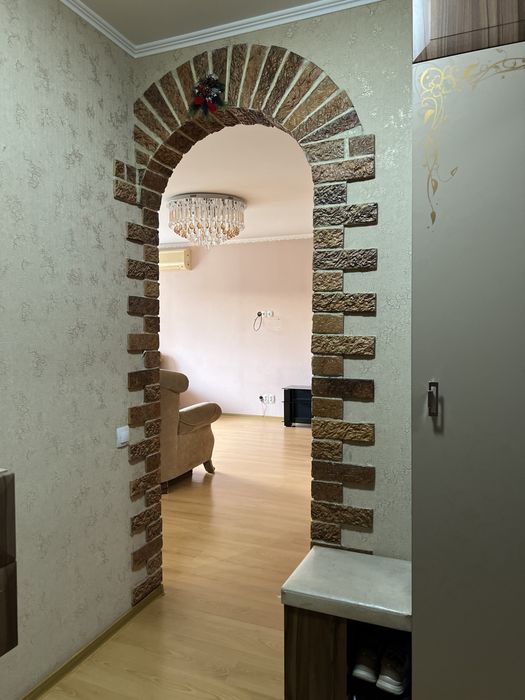 Жамбыла 200, 3-ком. Кв.