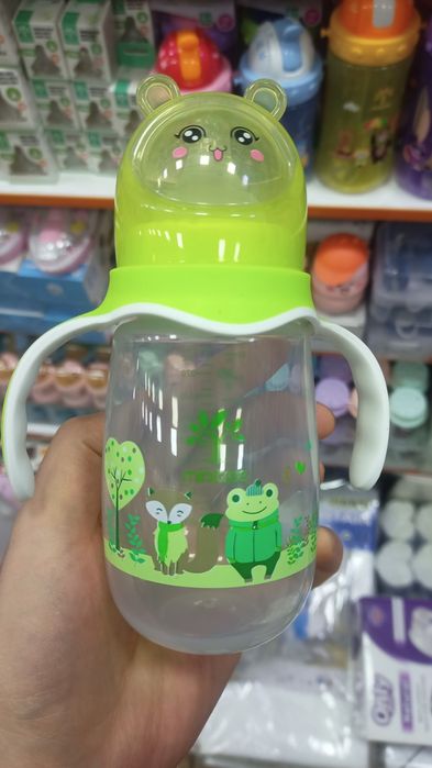 Детские бутылочки для кормления  в ассортименте.