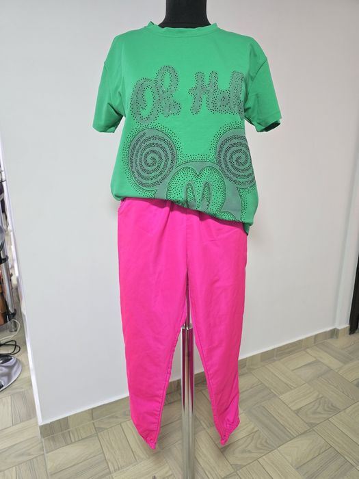 T shirt green, perfect pentru un look casual