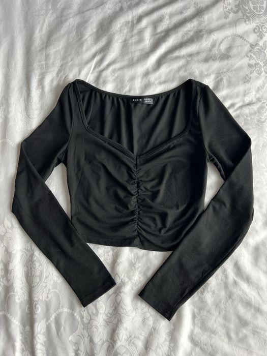 Кроп топ - различни модели, всеки топ по 5лв