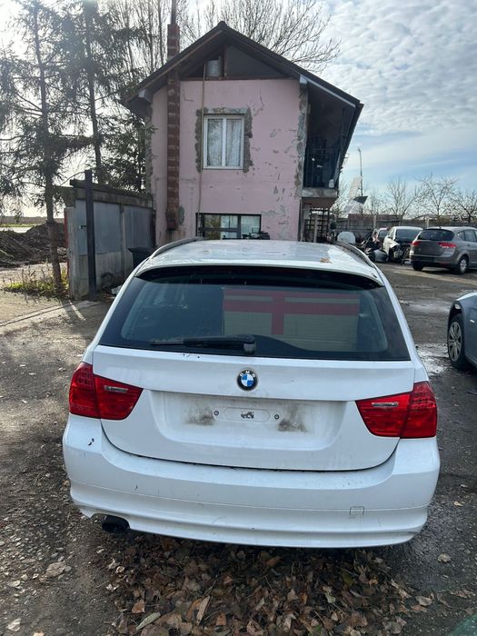Dezmembrez BMW E91 2011 2.0D 6 trepte manual