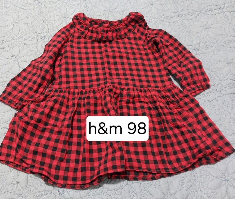 8 Rochițe Zara, Waikiki, Sinsay și H&M