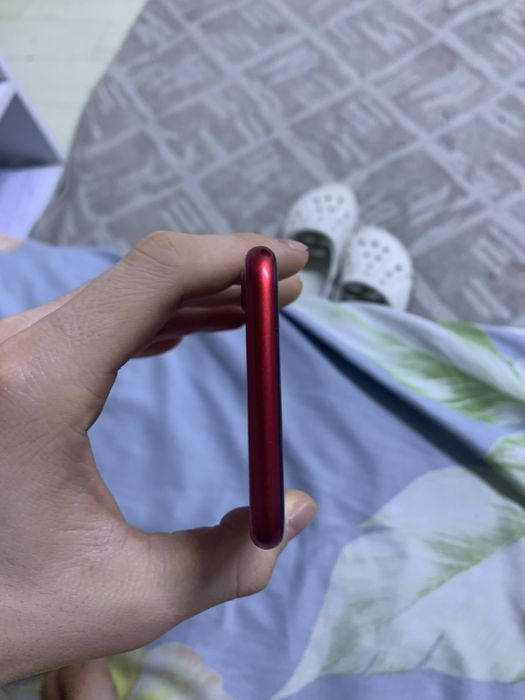 Айфон se2 2020 АКБ 76% в идеале