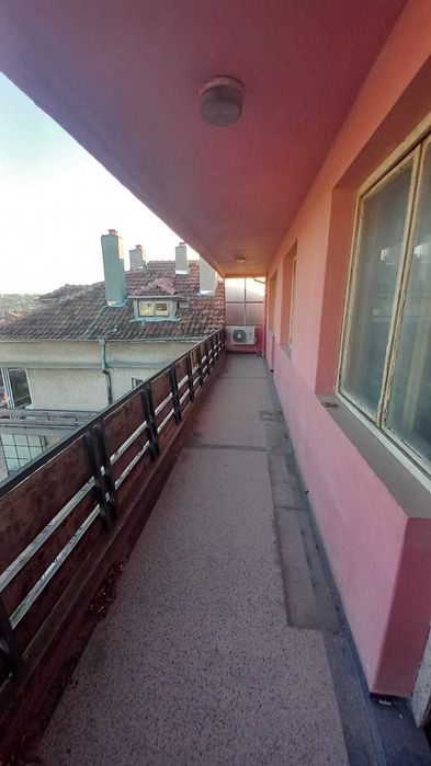 Продава се Многостаен апартамент в Разград, Варош - 122 кв.м за 1066 €/кв.м - Снимка #2